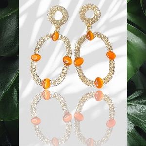 Beautiful earrings 💛🧡
